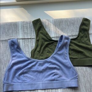 Third Love wireless bralette Set of Two Ribbed Bras in Purple and Green. Size S